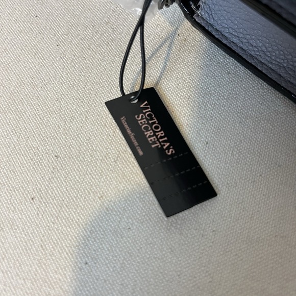 Victoria's Secret Tech Wristlet Cellphone ID Card Wallet Purple 6 7/8"x 4.5" NWT - Picture 5 of 14